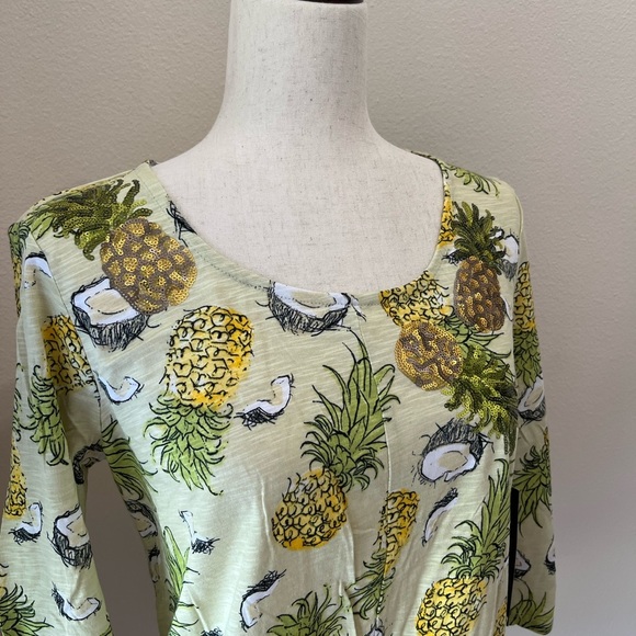 Sequined Pineapple’s & Coconuts Top Twisted at Bottom, NWT - Picture 8 of 8